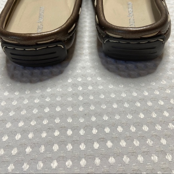 Enzo Angiolini Leather Slides 7 - Picture 5 of 6